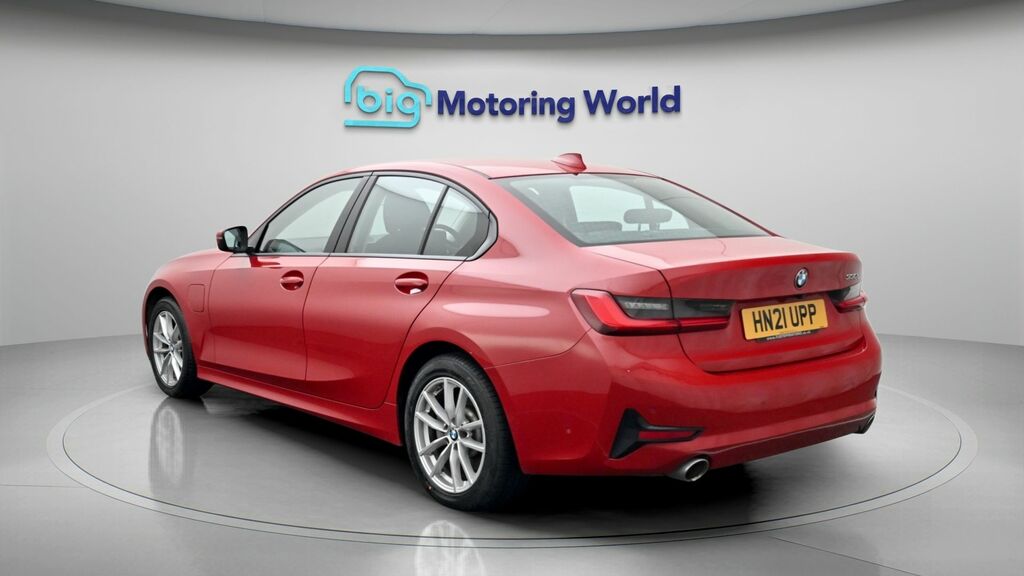 BMW 3 Series Se Pro HN21UPP Red #5