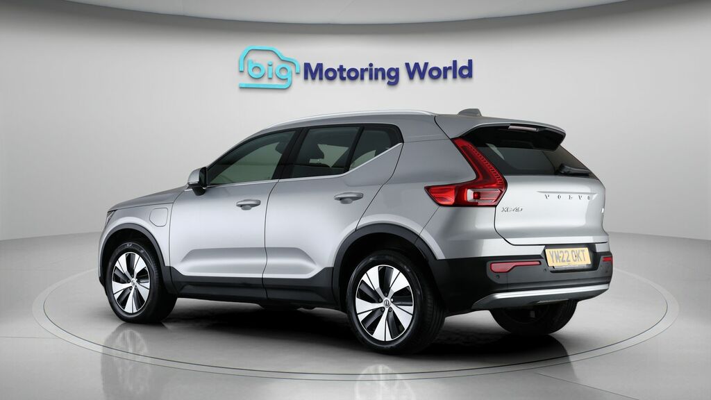 Volvo XC40 Core YM22OKT Silver #5