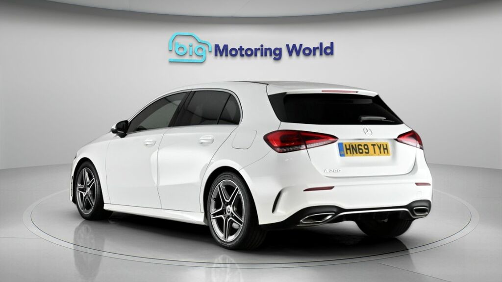 Mercedes-Benz A Class Amg Line HN69TYH White #5