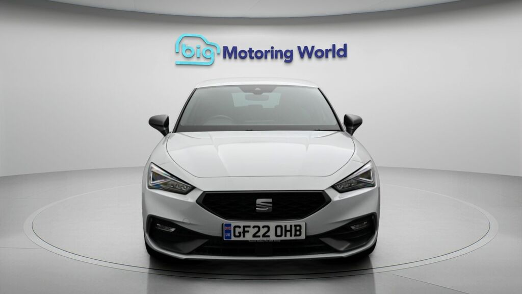 Seat Leon Fr Sport GF22OHB White #2
