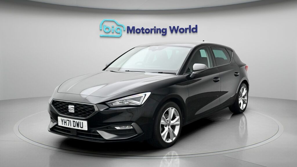 Seat Leon Fr YH71DWU Black #3