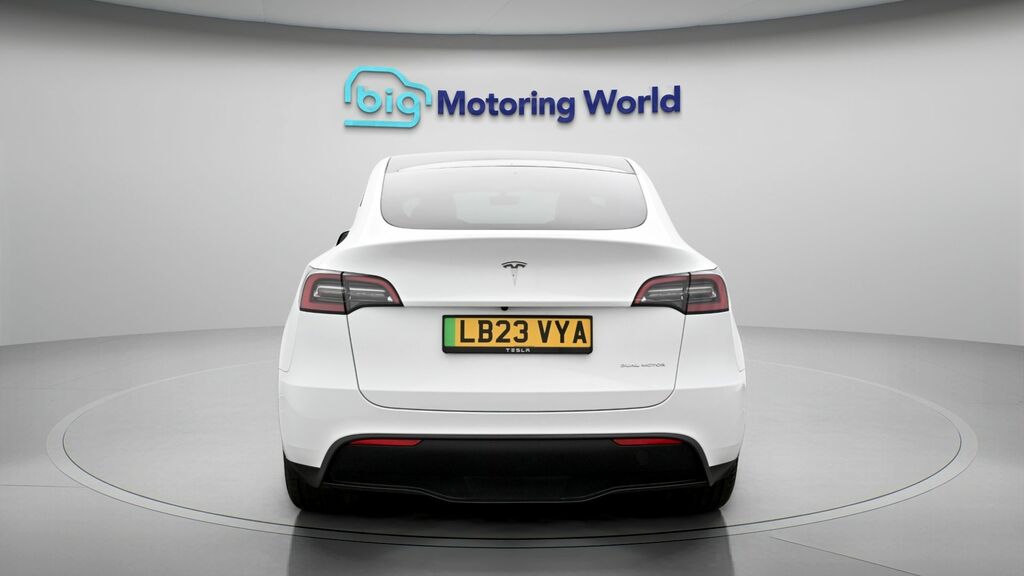 Tesla Model Y Long Range LB23VYA White #6