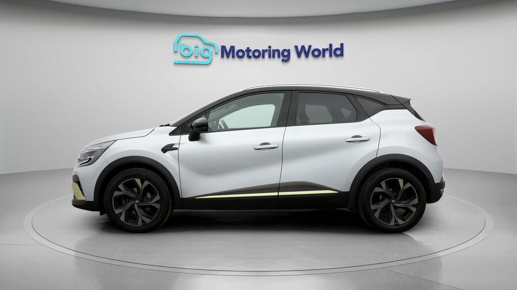 Renault Captur E-tech Engineered WG24TYY Black #4