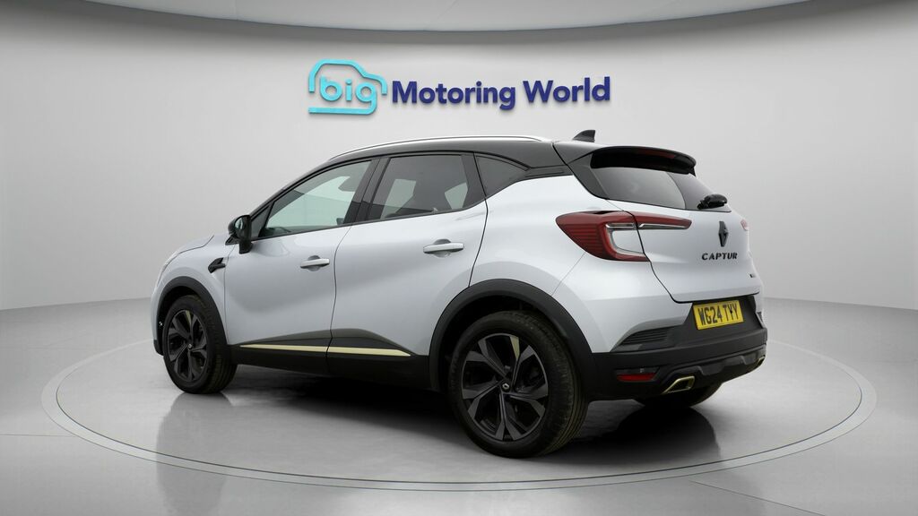 Renault Captur E-tech Engineered WG24TYY Black #5