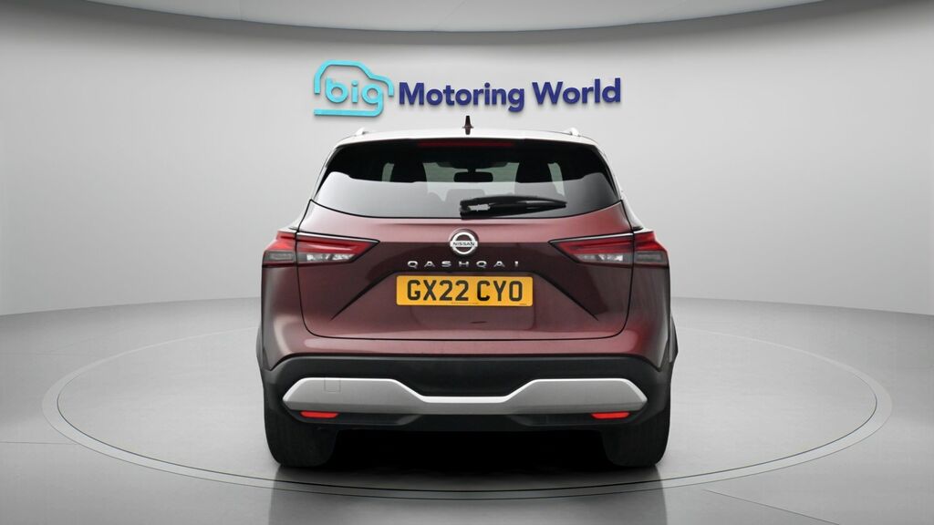 Nissan Qashqai Tekna GX22CYO Red #6