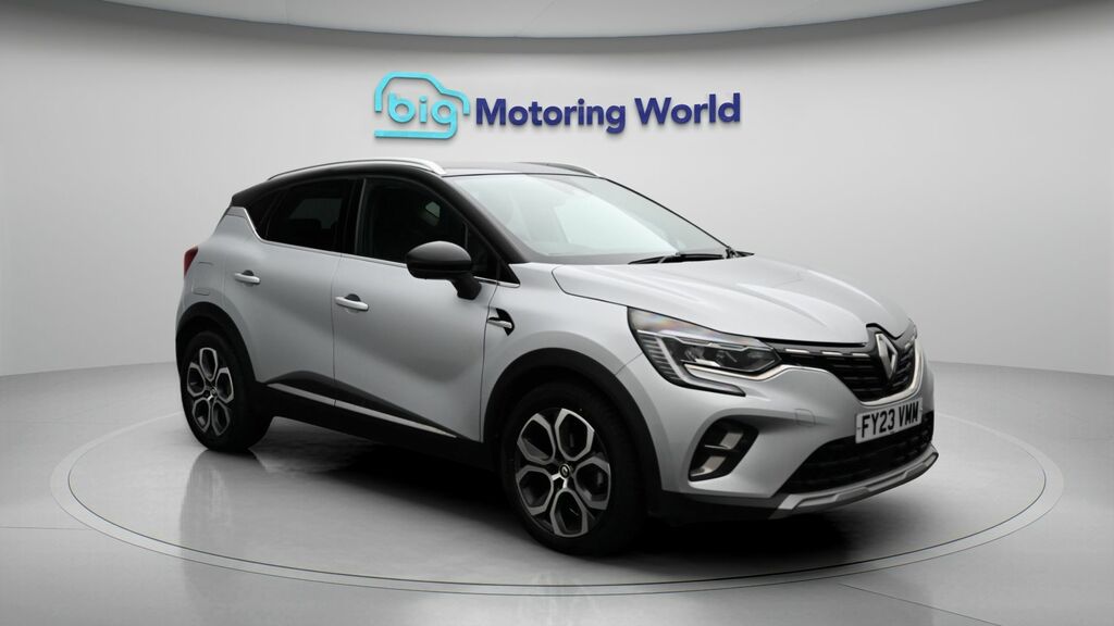 Renault Captur Techno Black