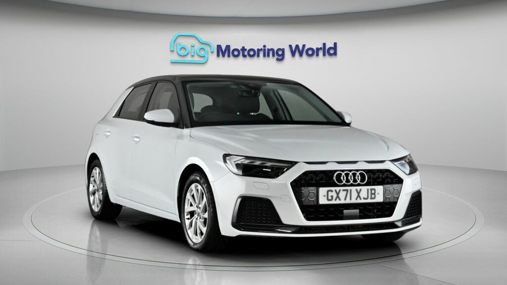 Audi A1 Sport White #2