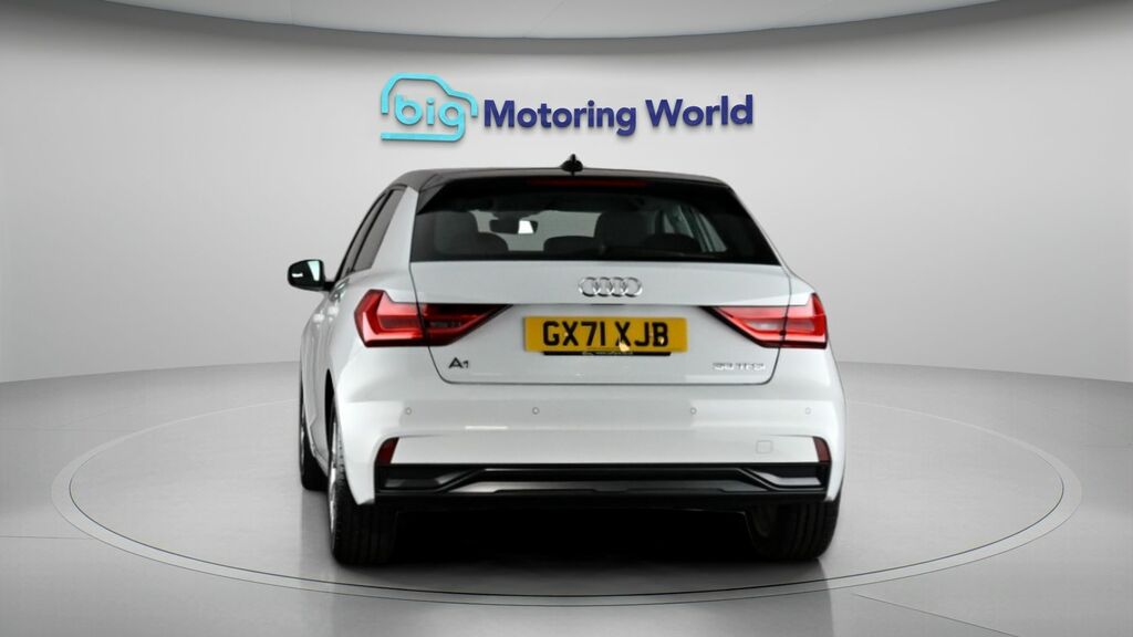 Audi A1 Sport White #6