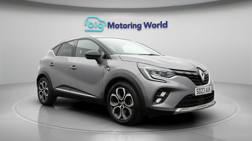 Renault Captur Techno Black