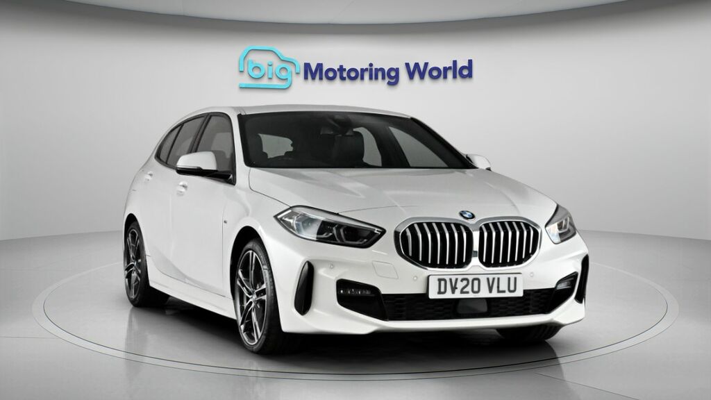 BMW 1 Series M Sport DV20VLU White #2