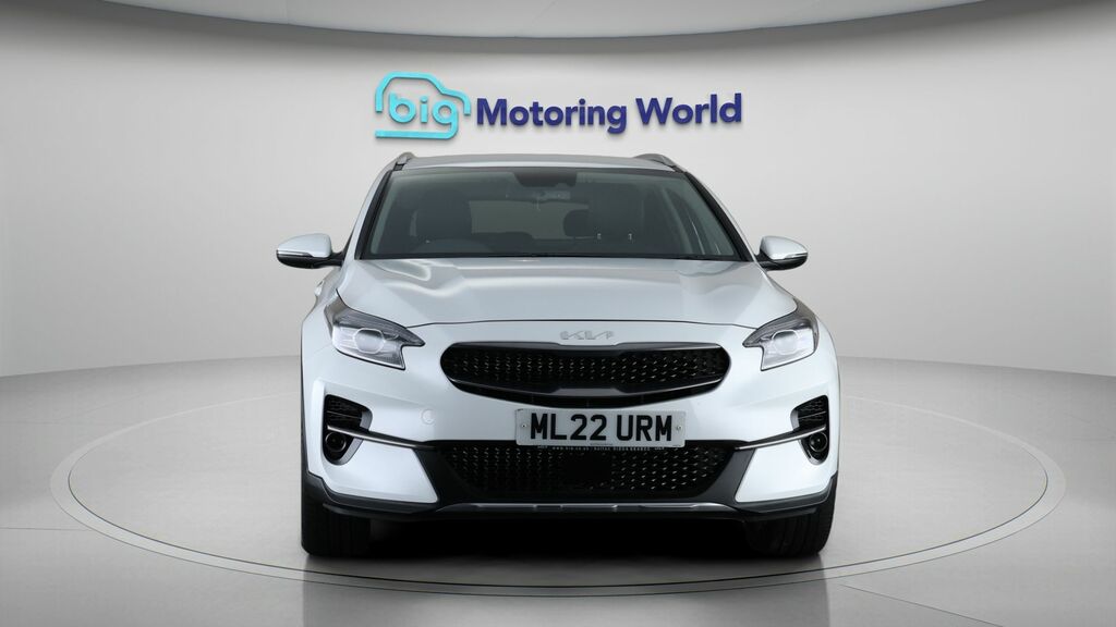 Kia Xceed 3 ML22URM White #2
