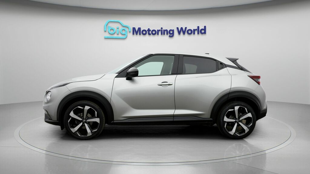 Nissan Juke Tekna FE22MWC Silver #4