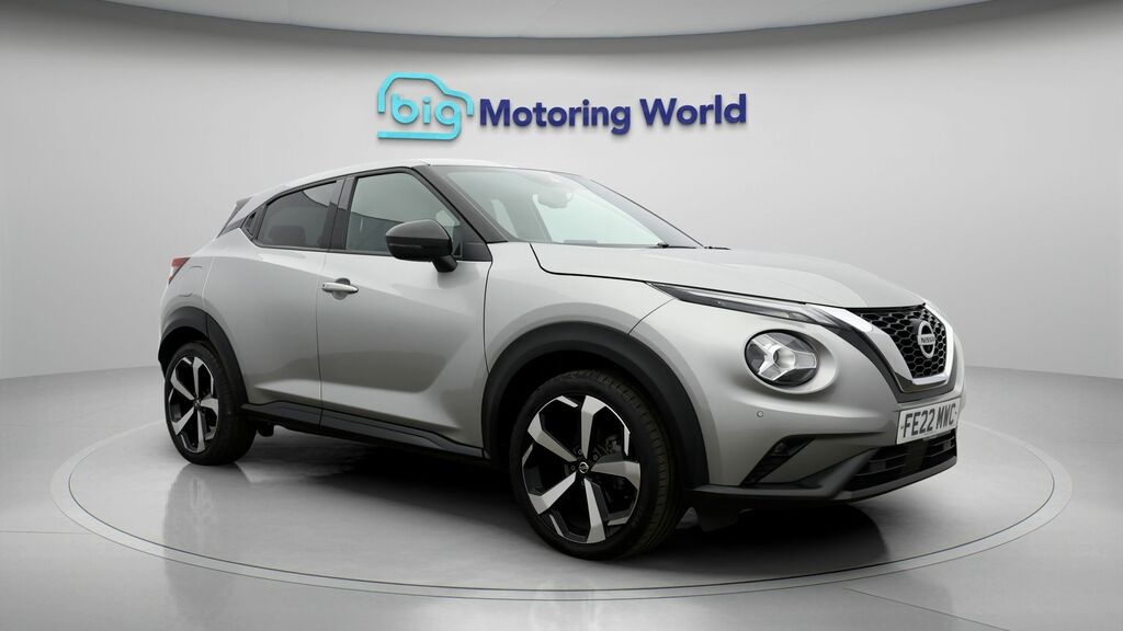 Nissan Juke Tekna Silver