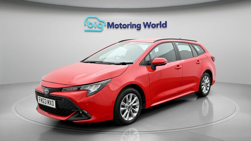 Toyota Corolla Icon Red #3