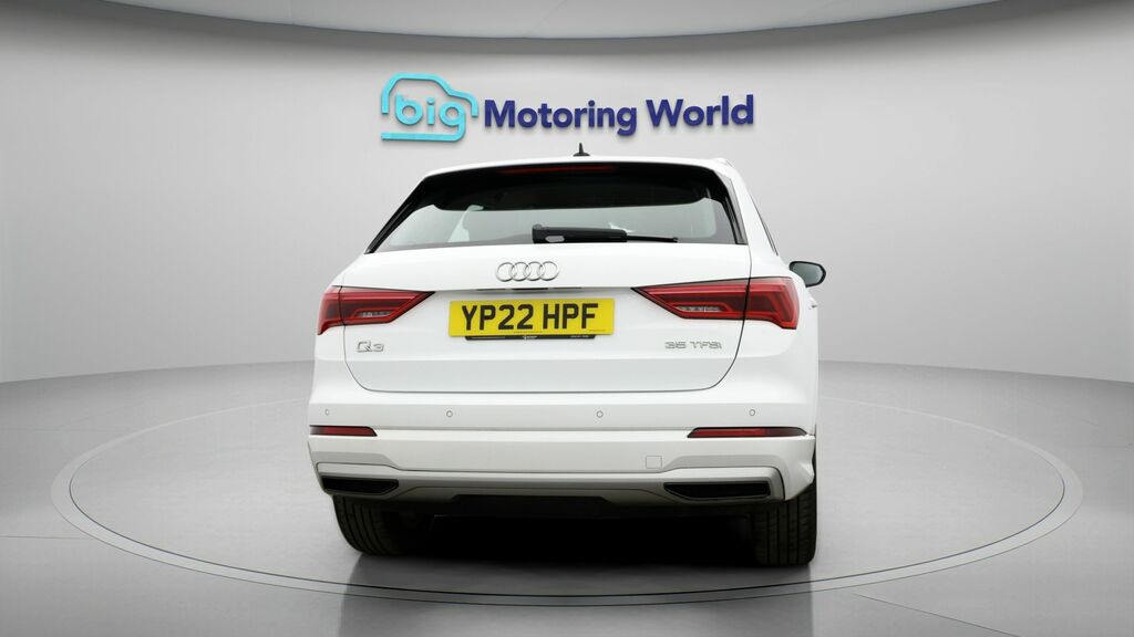 Audi Q3 Sport White #6