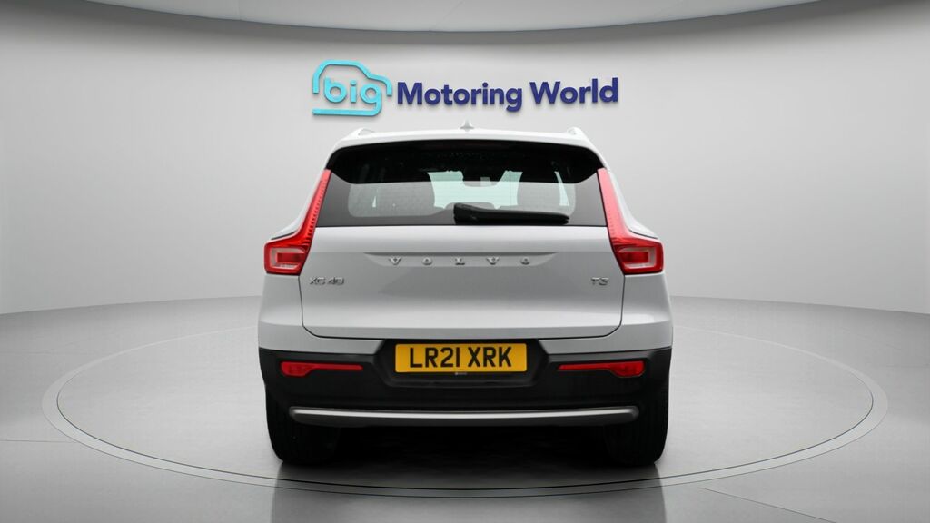 Volvo XC40 Inscription Pro LR21XRK Silver #6