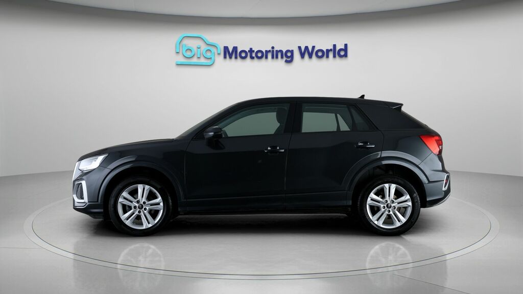 Audi Q2 Sport Grey #4