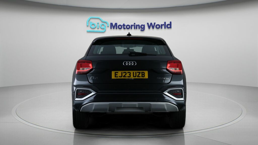 Audi Q2 Sport Grey #6