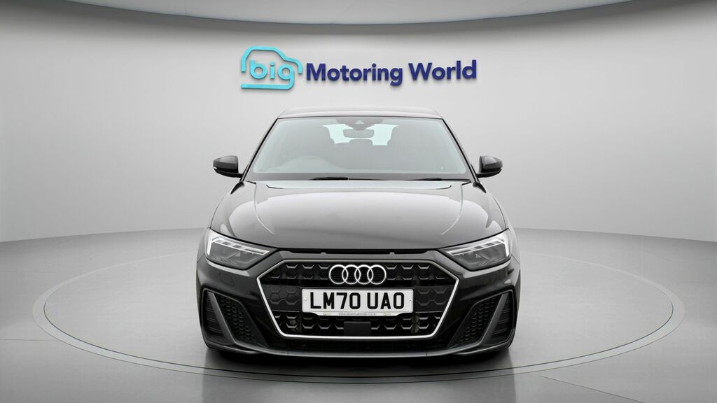 Audi A1 S Line Black #2