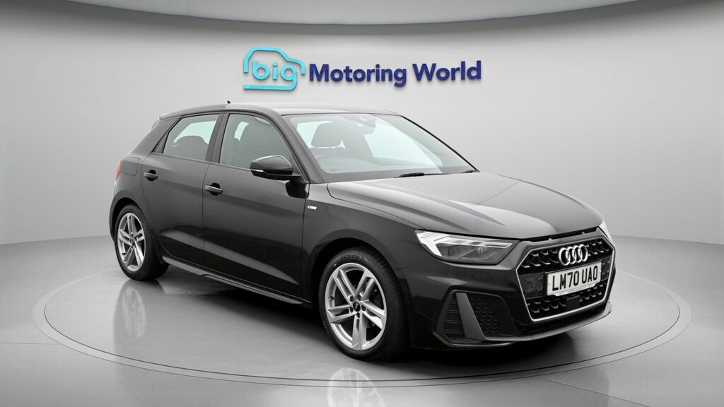 Audi A1 S Line Black