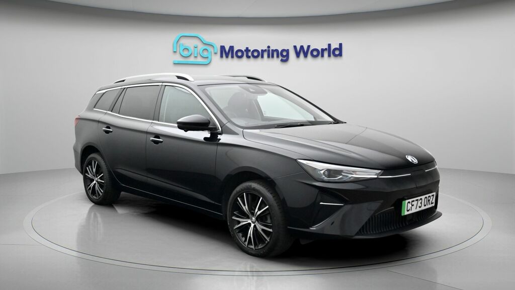 MG MG5 Trophy Long Range Black