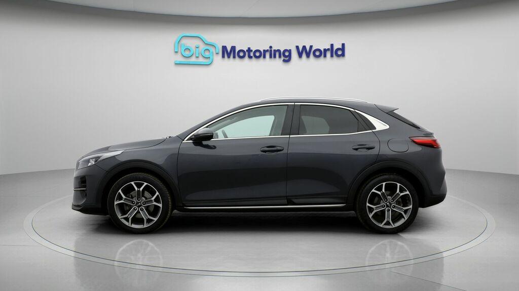 Kia Xceed 3 Grey #4