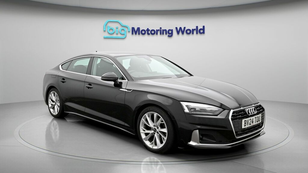 Audi A5 Sport Black