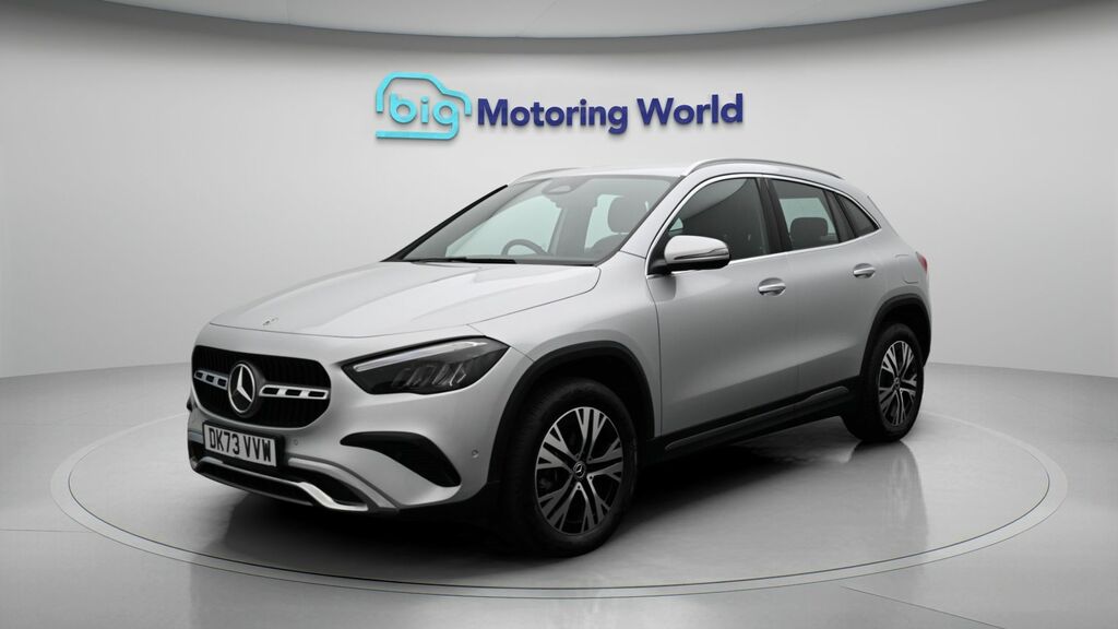 Mercedes-Benz GLA Class Sport Silver #3