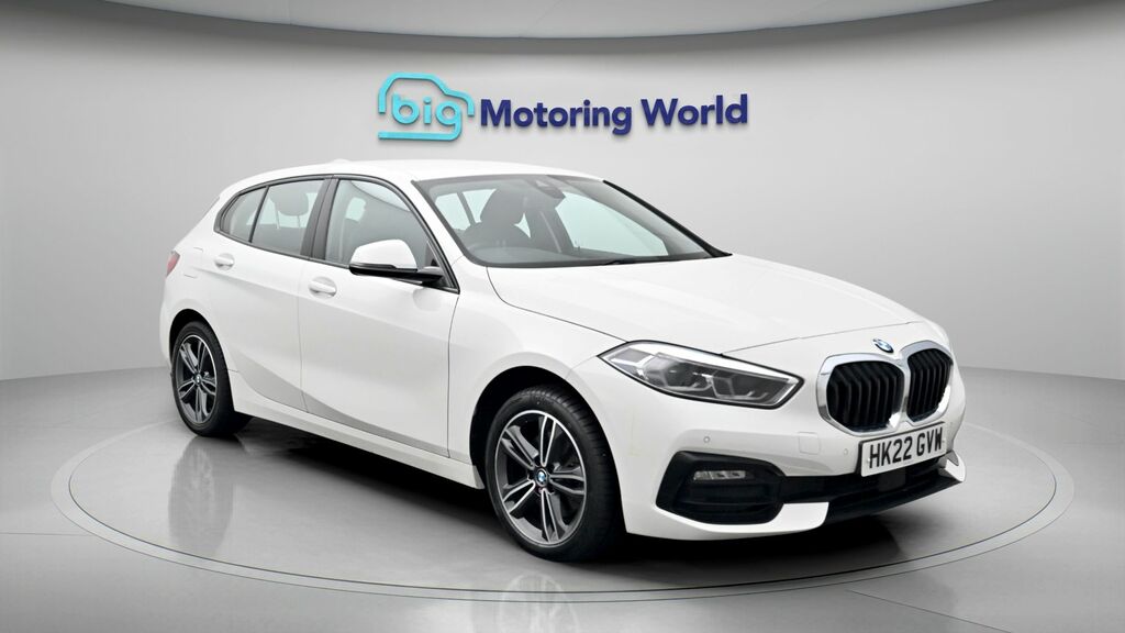 BMW 1 Series Sport White