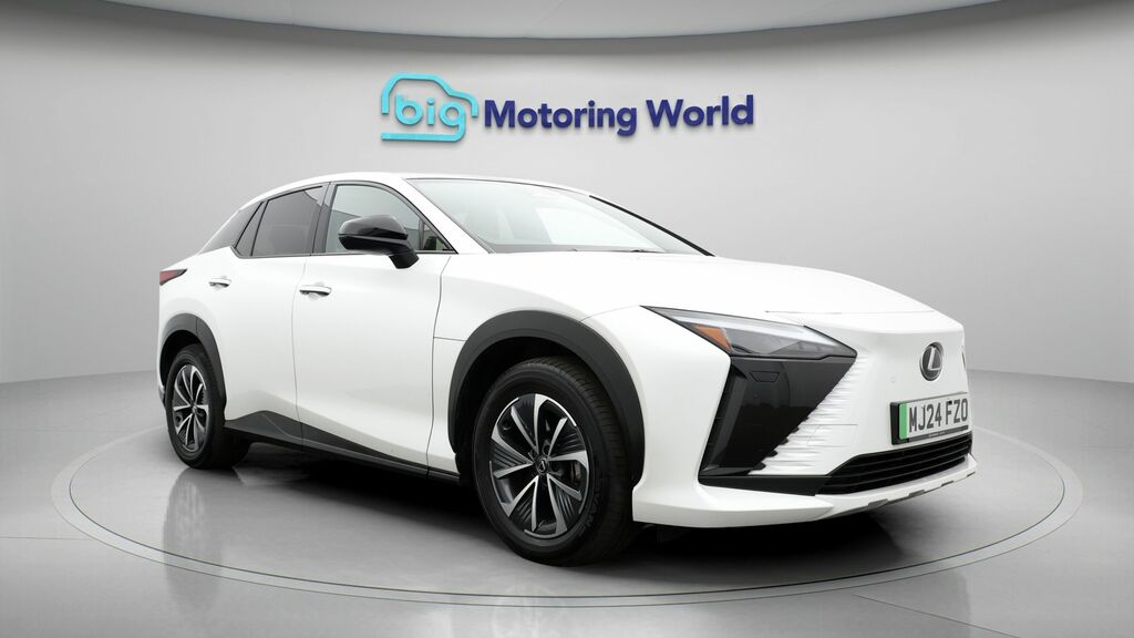 Lexus RZ Premium White