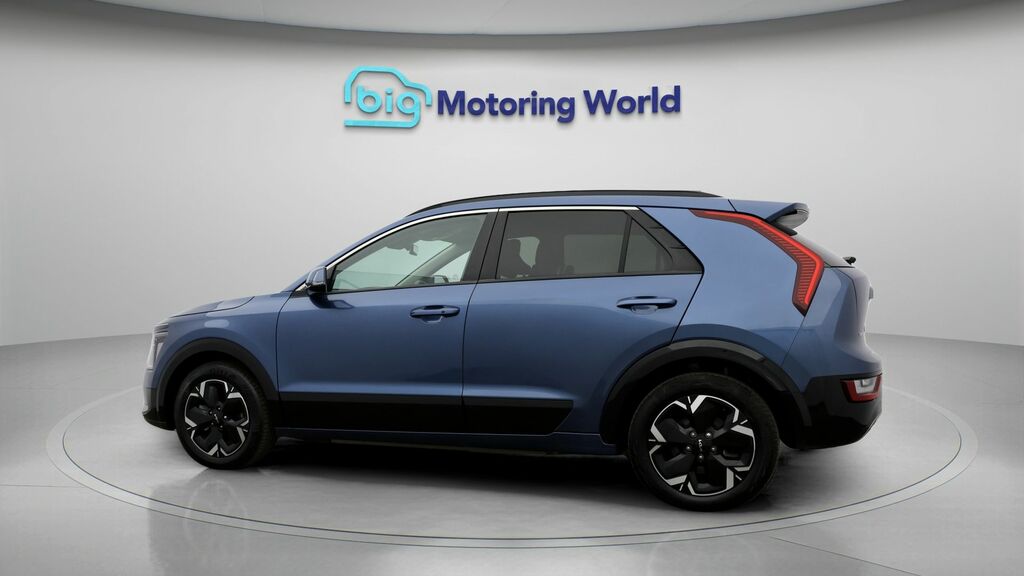 Kia Niro 3 Blue #4