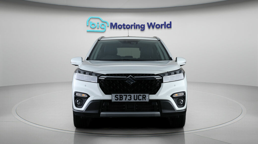 Suzuki S Cross Ultra White #2