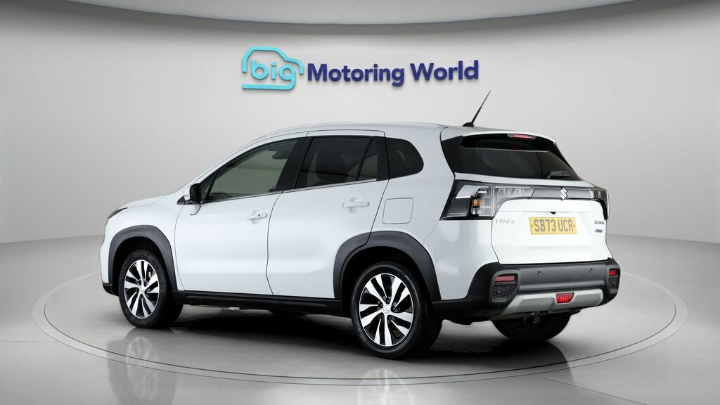 Suzuki S Cross Ultra White #5