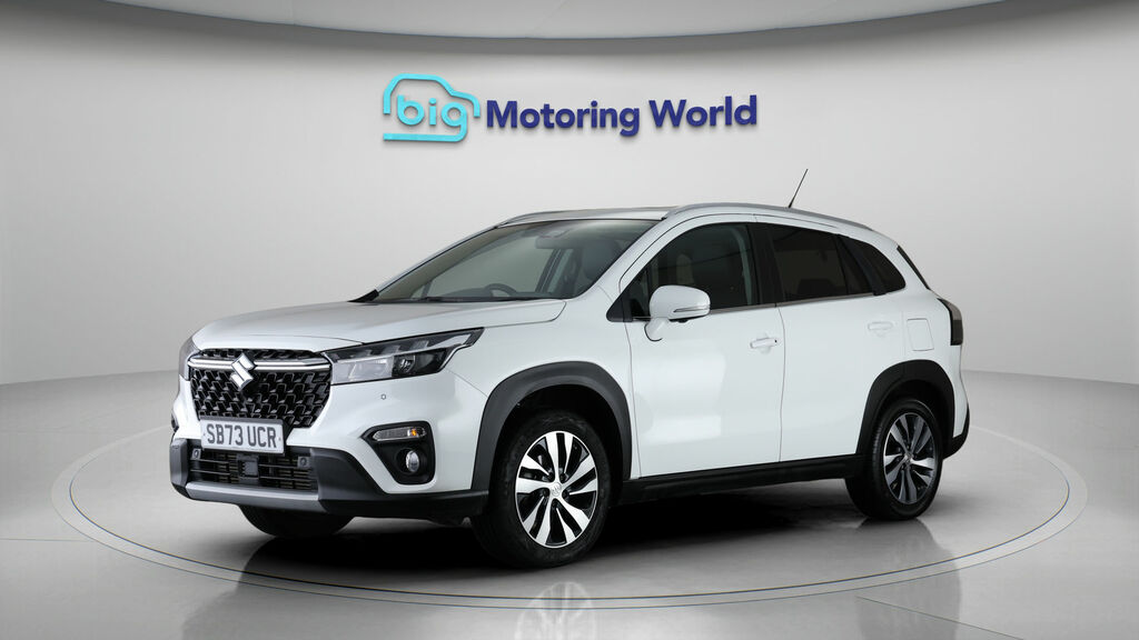 Suzuki S Cross Ultra White #3
