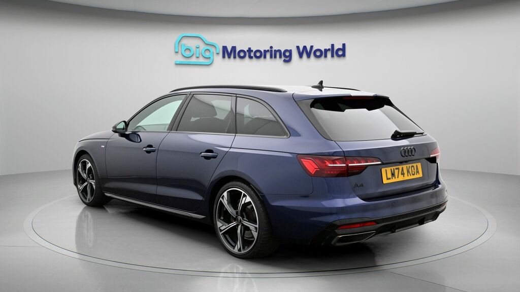 Audi A4 Avant Black Edition Blue #5