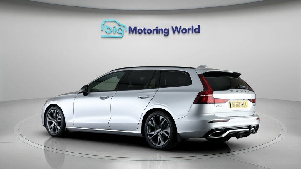 Volvo V60 R-design Plus DF69MXX Silver #5