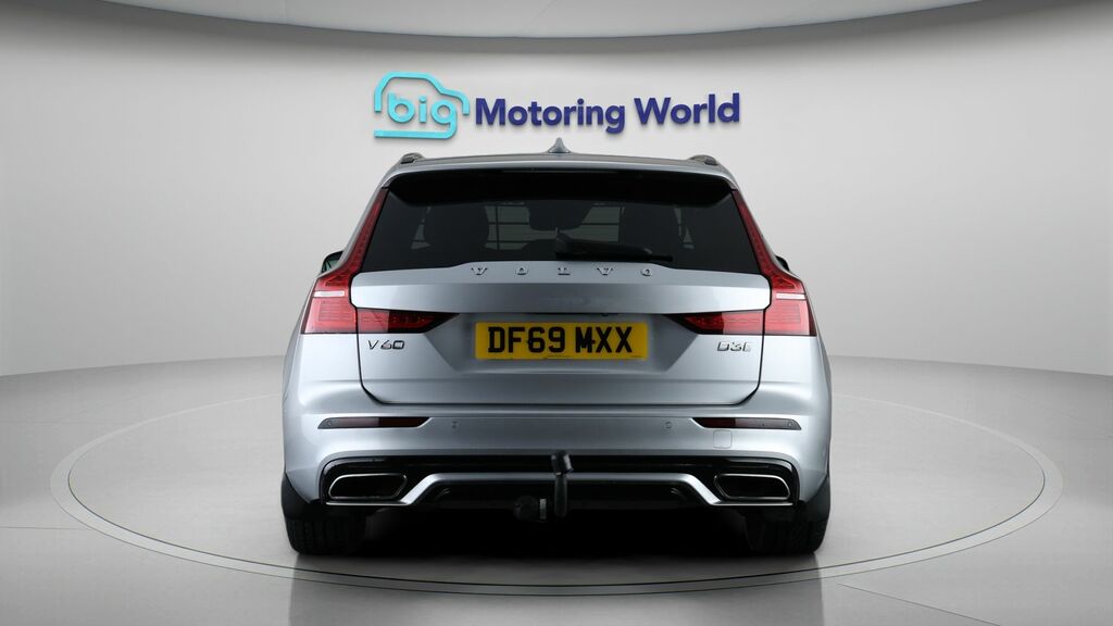 Volvo V60 R-design Plus DF69MXX Silver #6