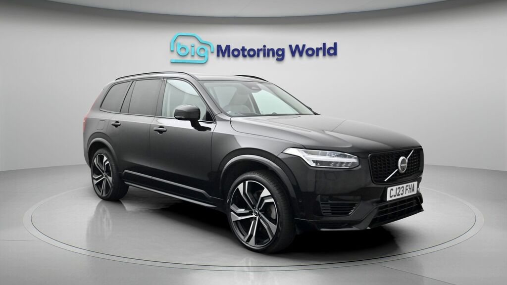 Volvo XC90 Ultimate Dark Black