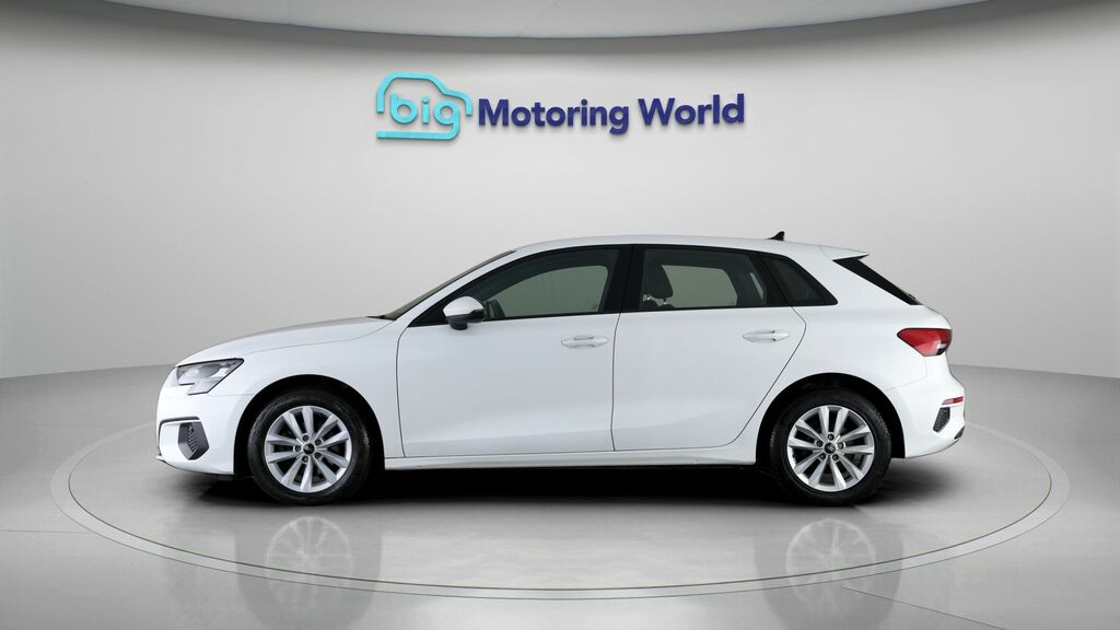 Audi A3 Technik KY22JXK White #4