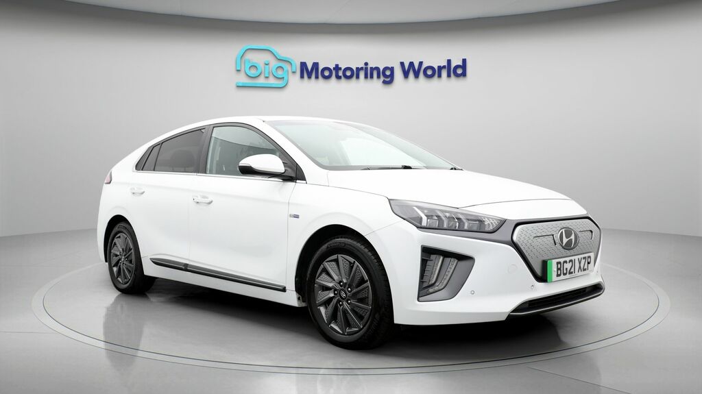 Hyundai Ioniq Premium Se White