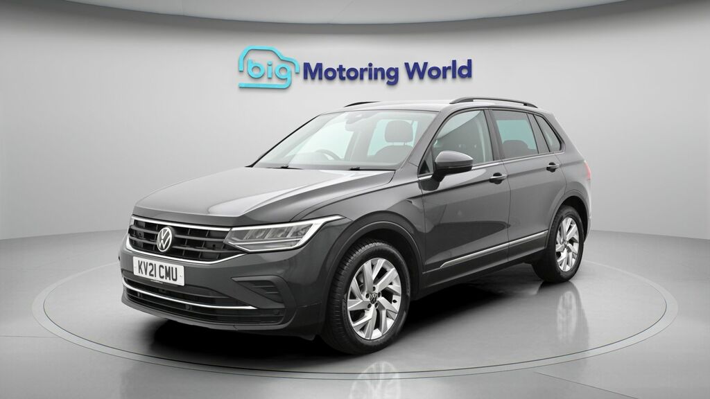 Volkswagen Tiguan Life Grey #3