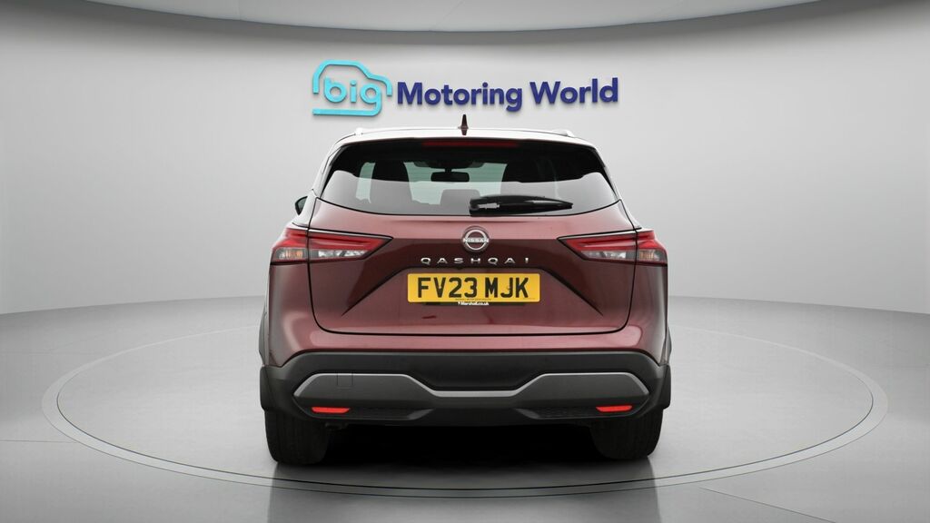 Nissan Qashqai N-connecta FV23MJK Red #6