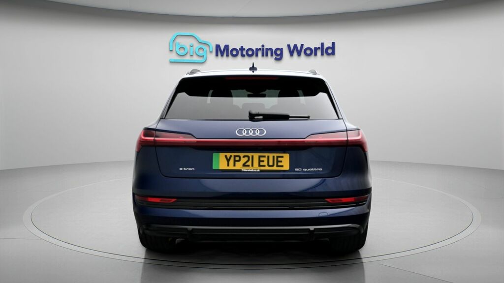 Audi E-tron Black Edition YP21EUE Blue #6