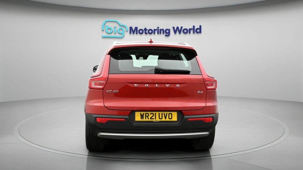 Volvo XC40 Inscription Pro WR21UVO Red #6