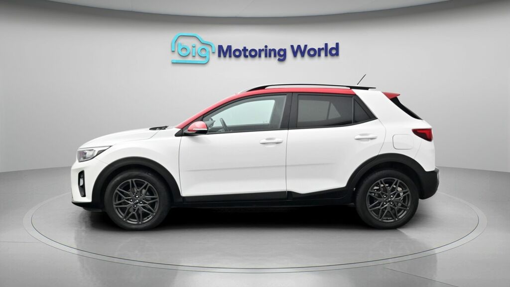 Kia Stonic Maxx White #4