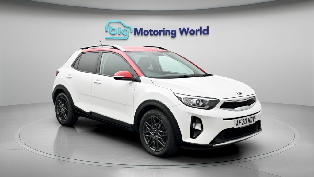 Kia Stonic Maxx White