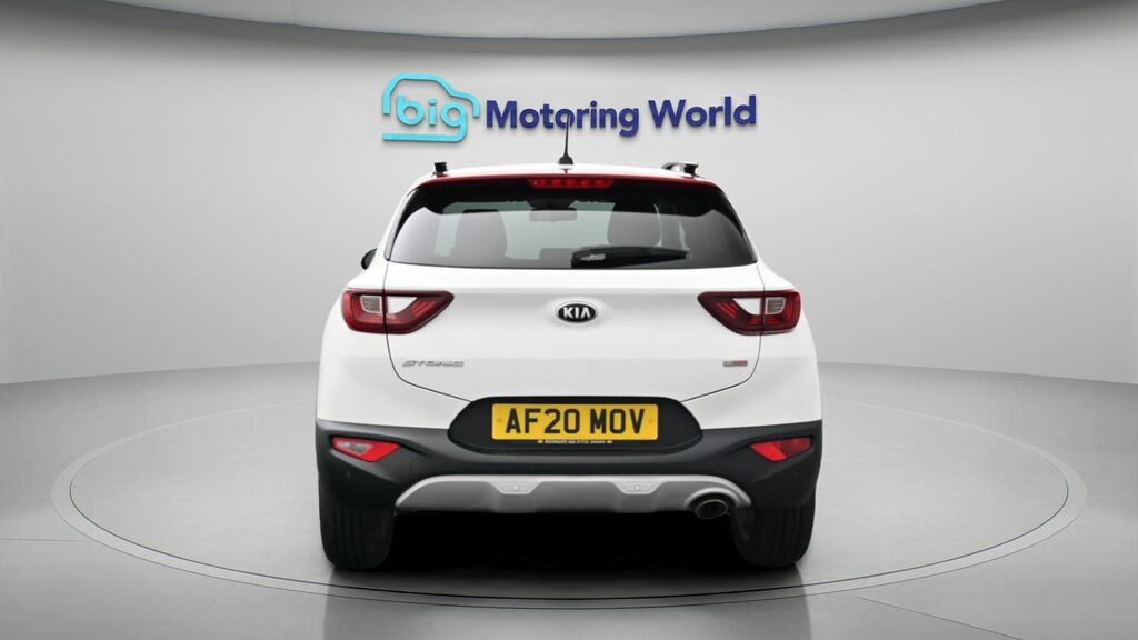 Kia Stonic Maxx White #6