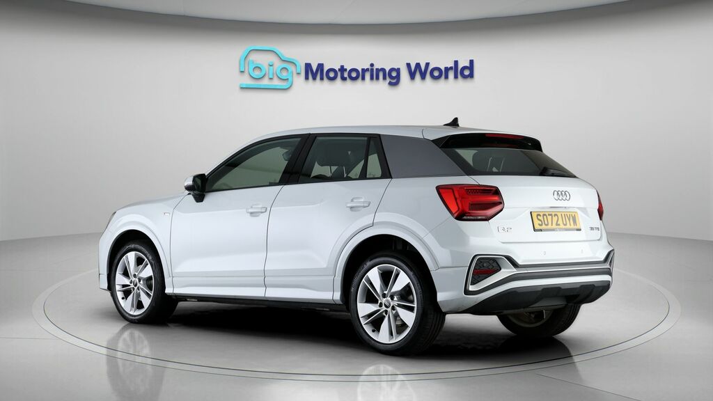 Audi Q2 S Line SO72UYW White #5