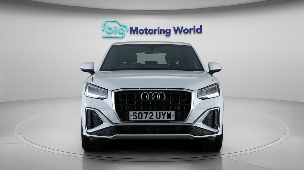 Audi Q2 S Line SO72UYW White #2