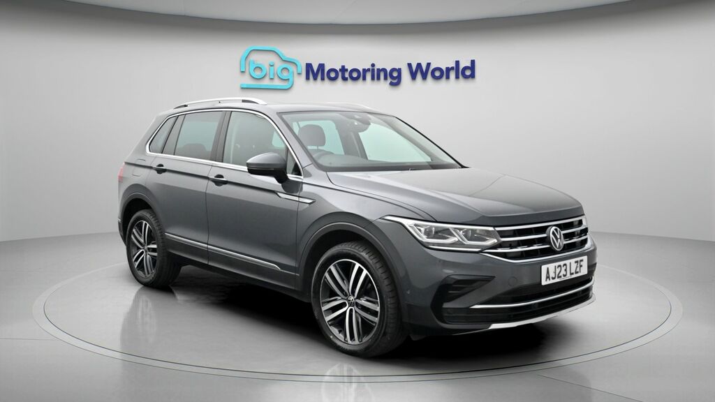 Volkswagen Tiguan Elegance Grey